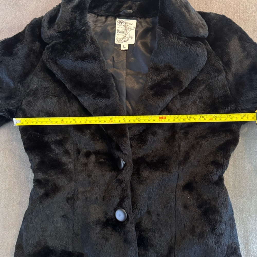Black Y2K Faux Fur Jacket by Tulle - Picture 7 of 7